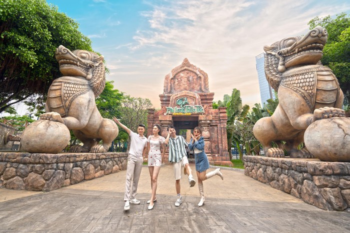 Ưu đãi "cực khủng" dành riêng cho du khách 3 tỉnh Hải Phòng, Hải Dương, Quảng Ninh. Ưu đãi "cực khủng" dành riêng cho du khách 3 tỉnh Hải Phòng, Hải Dương, Quảng Ninh.