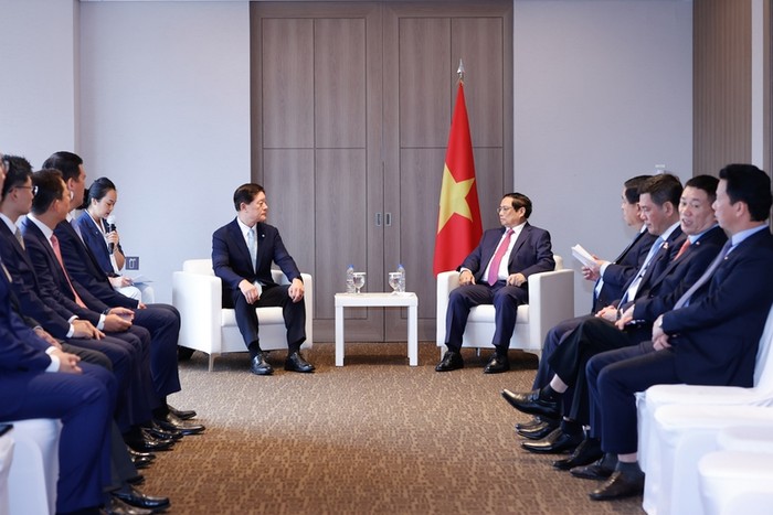 Thủ tướng đánh giá cao những đóng góp và các hoạt động đầu tư, kinh doanh thành công của Tập đoàn GS E&C tại Việt Nam thời gian qua. Ảnh: VGP/Nhật Bắc 10.jpg