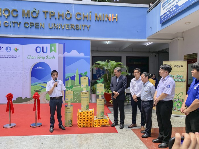 Mô hình thu gom pin cũ. 4.jpg