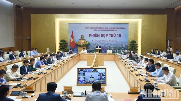 Quang cảnh phiên họp. (Ảnh: Trần Hải)