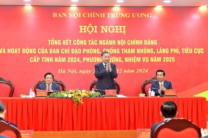 Tổng Bí thư Tô Lâm chủ trì Hội nghị tổng kết ngành Nội chính Đảng và hoạt động của Ban Chỉ đạo phòng, chống tham nhũng, lãng phí, tiêu cực cấp tỉnh năm 2024, phương hướng, nhiệm vụ năm 2025. (Ảnh: Đăng Khoa)