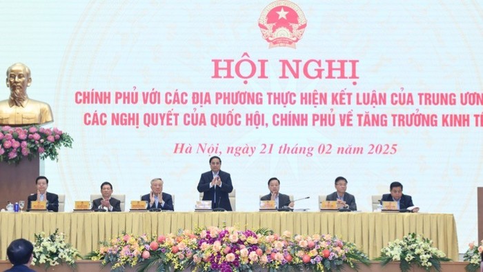 Thủ tướng Phạm Minh Chính chủ trì Hội nghị Chính phủ với các địa phương thực hiện Kết luận của Trung ương, các Nghị quyết của Quốc hội, Chính phủ về tăng trưởng kinh tế. (Ảnh: Trần Hải).