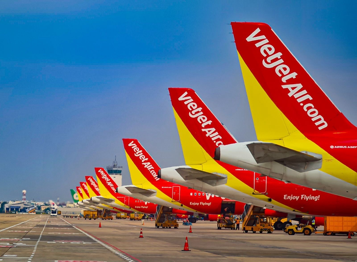 Tau bay Vietjet (1).png