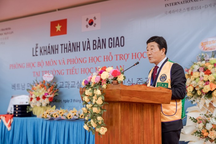 Ông Ji Hoon – Chủ tịch Tổ chức Lions Clubs International phát biểu tại buổi lễ.