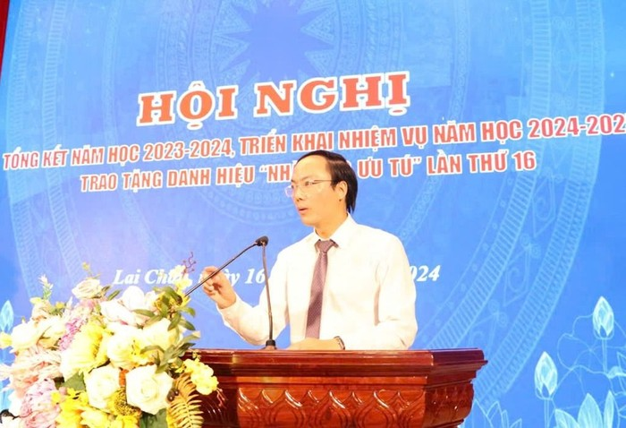 Ông Đoàn Văn Đạt, Trưởng phòng Giáo dục và Đào tạo huyện Than Uyên tỉnh Lai Châu. Ảnh: Trang thông tin điện tử huyện Than Uyên. Ông Đoàn Văn Đạt, Trưởng phòng Giáo dục và Đào tạo huyện Than Uyên tỉnh Lai Châu. Ảnh: Trang thông tin điện tử huyện Than Uyên.