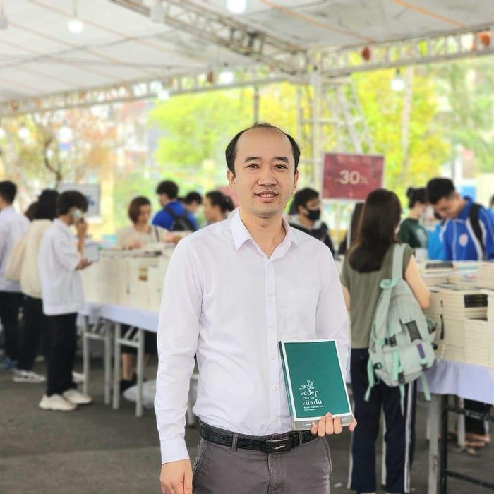 Thầy Vũ Huy Thắng - Giám đốc Thư viện Trường Đại học Hàng hải. (Ảnh: NVCC) thay-thang-hh.jpg