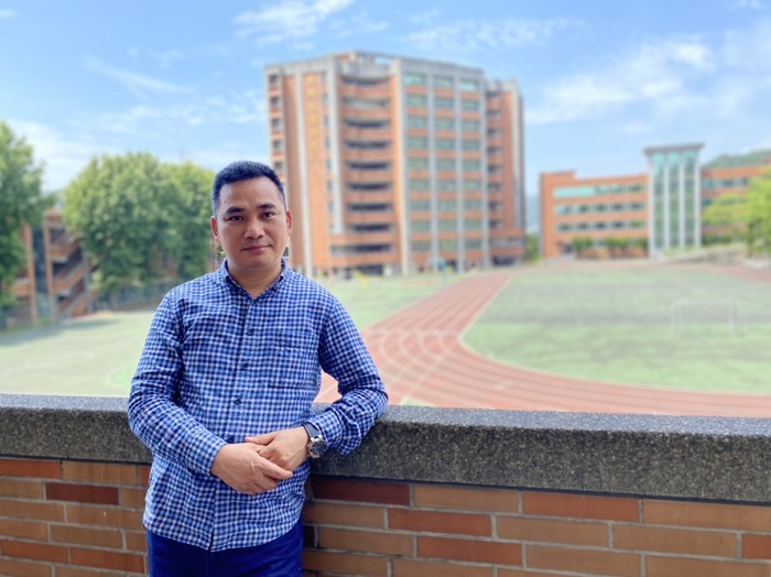 Anh Dương Văn Công, giám đốc một công ty chuyên về du lịch - du học và xuất khẩu lao động hợp tác với Đài Loan và Trung Quốc. (Ảnh: NVCC) anh-cong-1.jpg