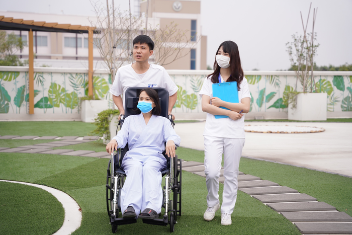 Ngành Kỹ thuật phục hồi chức năng có vai trò quan trọng thuộc nhóm ngành Sức khỏe. (Ảnh: Trường Đại học Y khoa Tokyo Việt Nam cung cấp) unnamed (11).png