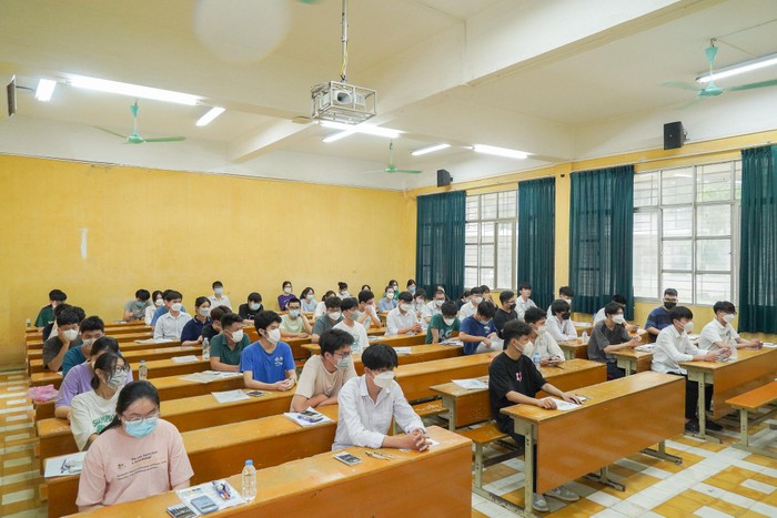 Ảnh minh hoạ: DN gdnv-thituduy-5-9052 - Copy.jpg