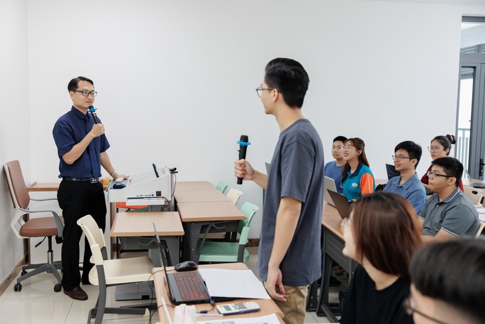 Ảnh minh họa: UEH UEH (3).jpg