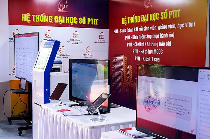 Các sản phẩm khoa học công nghệ của Học viện Công nghệ Bưu chính Viễn thông. Ảnh: PTIT Ảnh 4.jpg