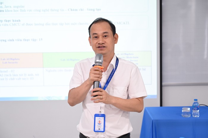Phó Giáo sư, Tiến sĩ Vũ Việt Vũ - Trưởng khoa Công nghệ Thông tin và Truyền thông, Trường Đại học CMC.Ảnh: CMC Phó Giáo sư, Tiến sĩ Vũ Việt Vũ - Trưởng khoa Công nghệ Thông tin và Truyền thông, Trường Đại học CMC.Ảnh: CMC