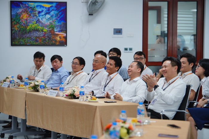 Các đại biểu tham dự khai mạc chương trình VNUIS Job Link Week 2024. 7R404762 (1).JPG