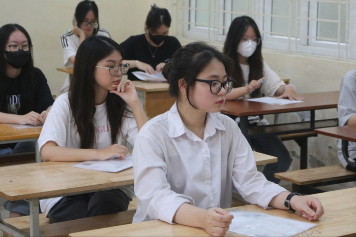 Thí sinh tham gia Kỳ thi tốt nghiệp trung học phổ thông năm 2024. Ảnh: KMC z5575788770331_7ba0a616e52157e1e337a737c8176957.jpg