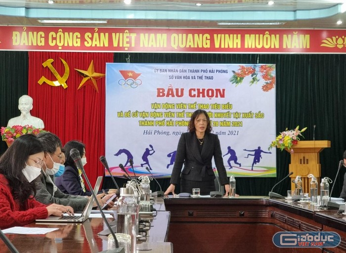 Bà Phạm Thị Tô Trang Phó Giám đốc Sở Văn hoá và Thể thao Hải Phòng phát biểu tại chương trình (Ảnh: PL)