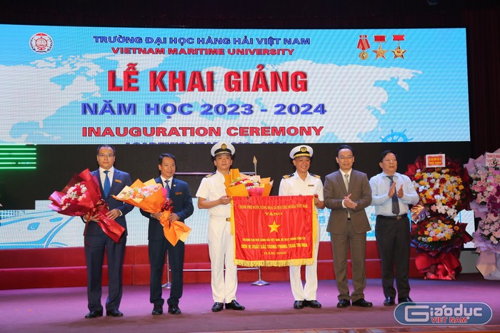 Trường Đại học Hàng hải Việt Nam là đơn vị xuất sắc trong phong trào thi đua (Ảnh: LT) GDVN_dhhh-khai-giang-3.jpg