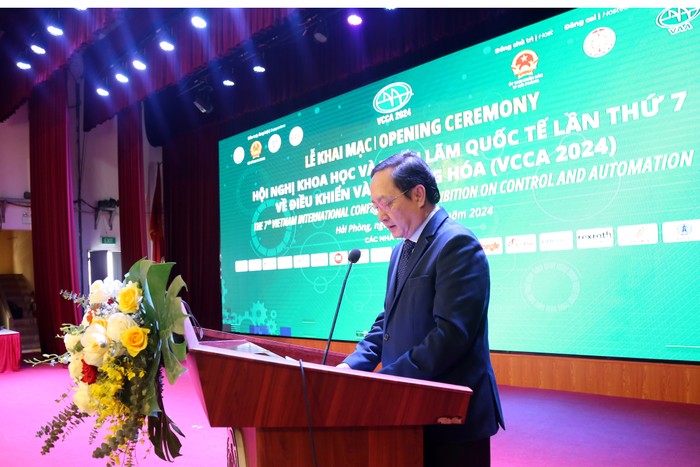 Ông Huỳnh Thành Đạt - Bộ trưởng Bộ Khoa học và Công nghệ phát biểu tại hội nghị (Ảnh: TK) hoi-thao-bo-truong-khcn.jpeg