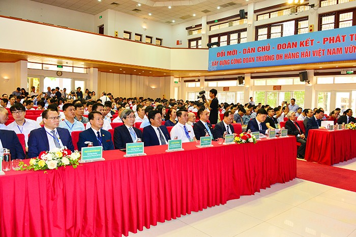 Hội nghị khoa học thu hút đông đảo các nhà khoa học, nhà nghiên cứu về điều khiển và tự động hoá (Ảnh: TK) hoi-thao-quang-canh.jpeg