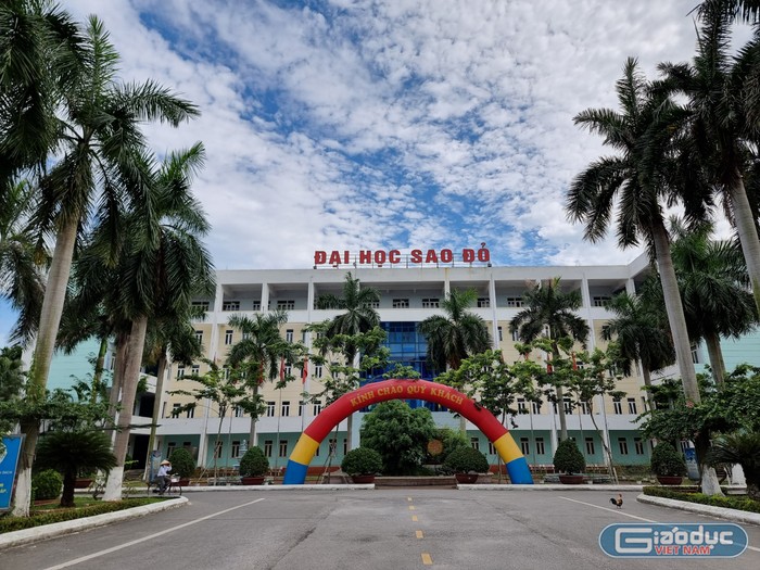 Báo cáo 3 công khai của Trường Đại học Sao Đỏ trong 2 năm học đều tổng hợp nguồn thu của một năm (Ảnh: LT) GDVN_dh-sao-do-1.jpg