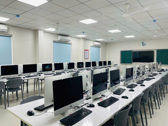 Nhà trường khẳng định trang bị cơ sở vật chất hiện đại là một trong những căn cứ xây dựng mức học phí. (Ảnh: NTCC) merie-curie-5.jpg