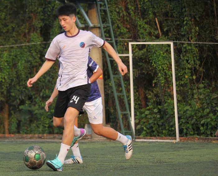 Ngoài học tập, Hải Bình thường xuyên tham gia các hoạt động ngoại khóa. (Ảnh: NVCC) hai-binh-3.jpg
