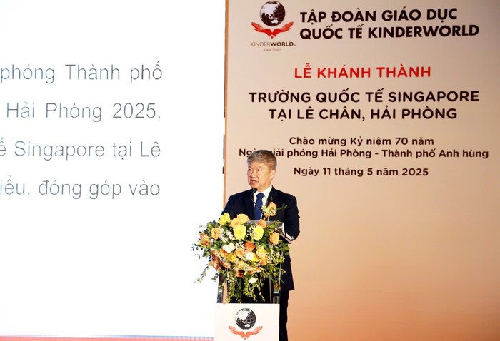 Ông Ricky Tan - Chủ tịch Tập đoàn Giáo dục Quốc tế Kinderworld phát biểu (Ảnh: LT) singapore-2.jpeg
