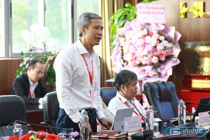 GS.TS Lê Anh Tuấn - Bí thư Đảng ủy, Chủ tịch Hội đồng Đại học Bách khoa Hà Nội phát biểu tại buổi lễ. gdvn_gs-le-anh-tuan-chu-tich-hoi-dong-truong-dai-hoc-bach-khoa-ha-noi.Anh-Manh-Doan.JPG