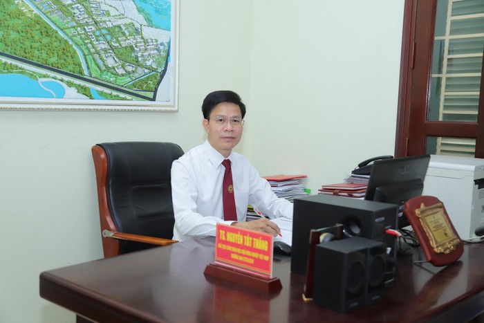 Tiến sĩ Nguyễn Tất Thắng - Trưởng Khoa Du lịch và Ngoại ngữ, Học viện Nông nghiệp Việt Nam. Ảnh: NVCC su pham cn (2).jpg