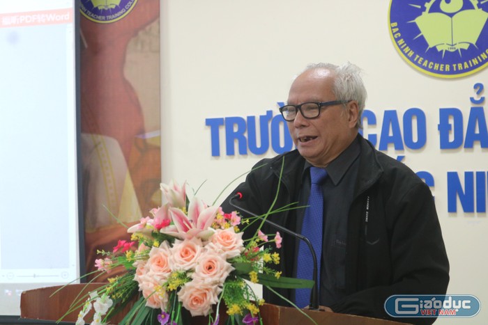 Tiến sĩ Lê Viết Khuyến chia sẻ trong hội thảo. Ảnh: Ngọc Mai GDVN 3.JPG