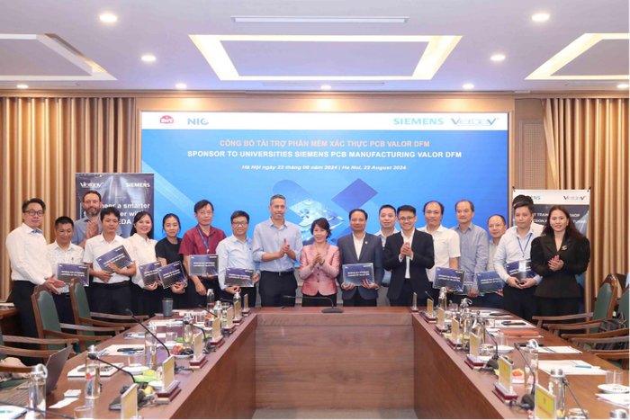 Ưu tiên xem xét đầu tư phòng thí nghiệm bán dẫn cấp cơ sở là điều thuận lợi giúp nhà trường đẩy mạnh đào tạo nguồn nhân lực ngành công nghiệp bán dẫn. Ảnh: NVCC. Picture1.png