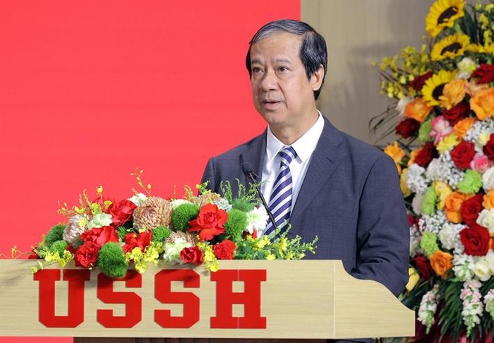 Bộ trưởng Bộ Giáo dục và Đào tạo Nguyễn Kim Sơn phát biểu kết luận hội thảo. Ảnh: Bộ Giáo dục và Đào tạo. Bộ trưởng Bộ Giáo dục và Đào tạo Nguyễn Kim Sơn phát biểu kết luận hội thảo. Ảnh: Bộ Giáo dục và Đào tạo.