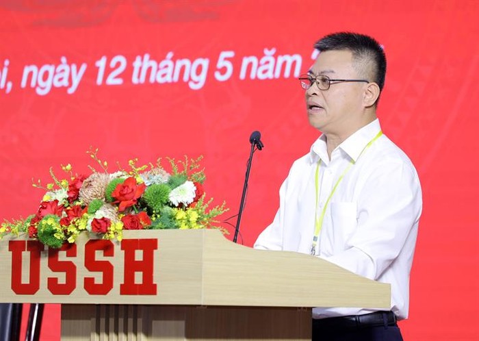 Phó Giám đốc Sở Giáo dục và Đào tạo tỉnh Bắc Giang Bạch Đăng Khoa trao đổi tại hội thảo. Ảnh: Bộ Giáo dục và Đào tạo. Phó Giám đốc Sở Giáo dục và Đào tạo tỉnh Bắc Giang Bạch Đăng Khoa trao đổi tại hội thảo. Ảnh: Bộ Giáo dục và Đào tạo.