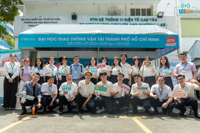 Sinh viên Trường Đại học Giao thông vận tải Thành phố Hồ Chí Minh. (Ảnh: website nhà trường) TV TS.jpg